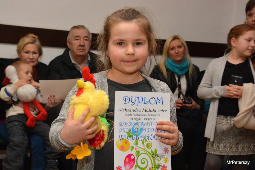 Ponad trzysta pisanek nadesłano na wystawę w DK Atrium