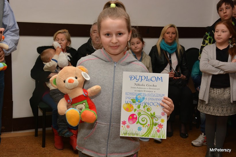 Ponad trzysta pisanek nadesłano na wystawę w DK Atrium