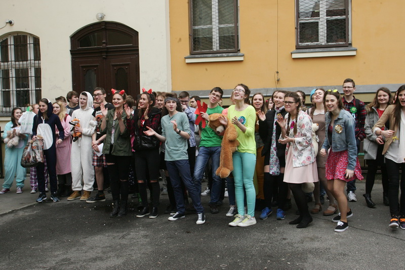 Najładniejsza Marzannę wykonali uczniowie II B z I LO