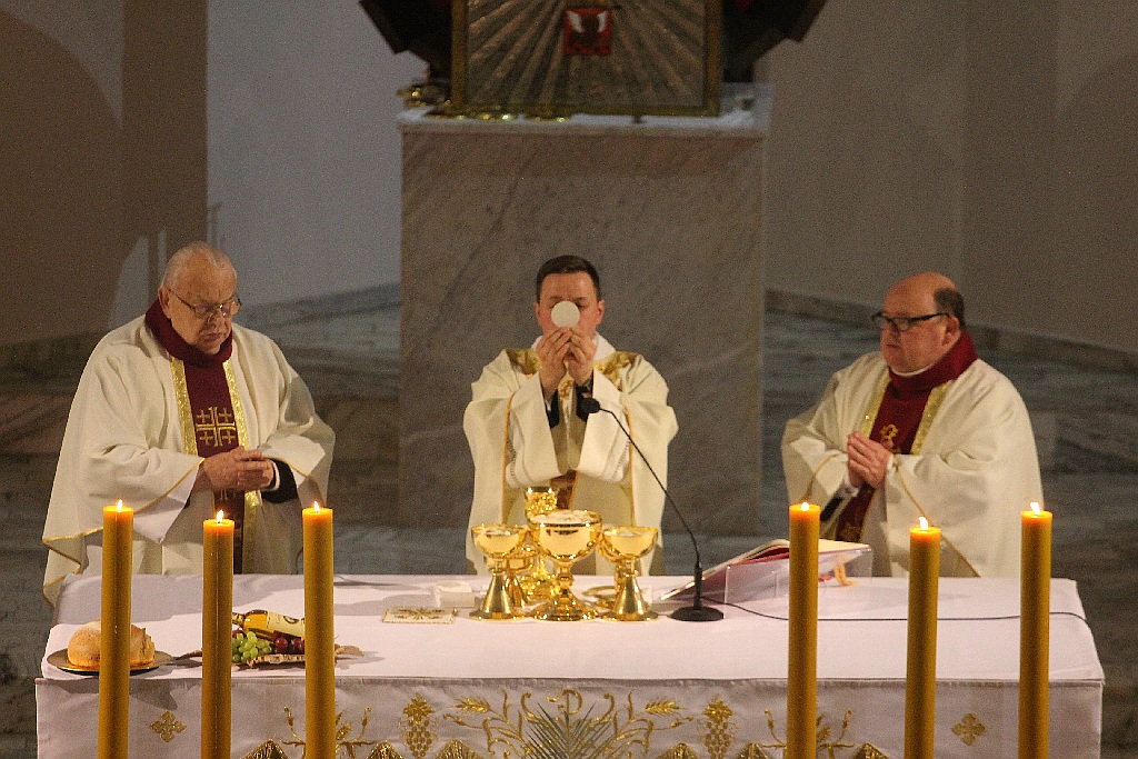 Msza Wieczerzy Pańskiej rozpoczynająca Triduum Paschalne
