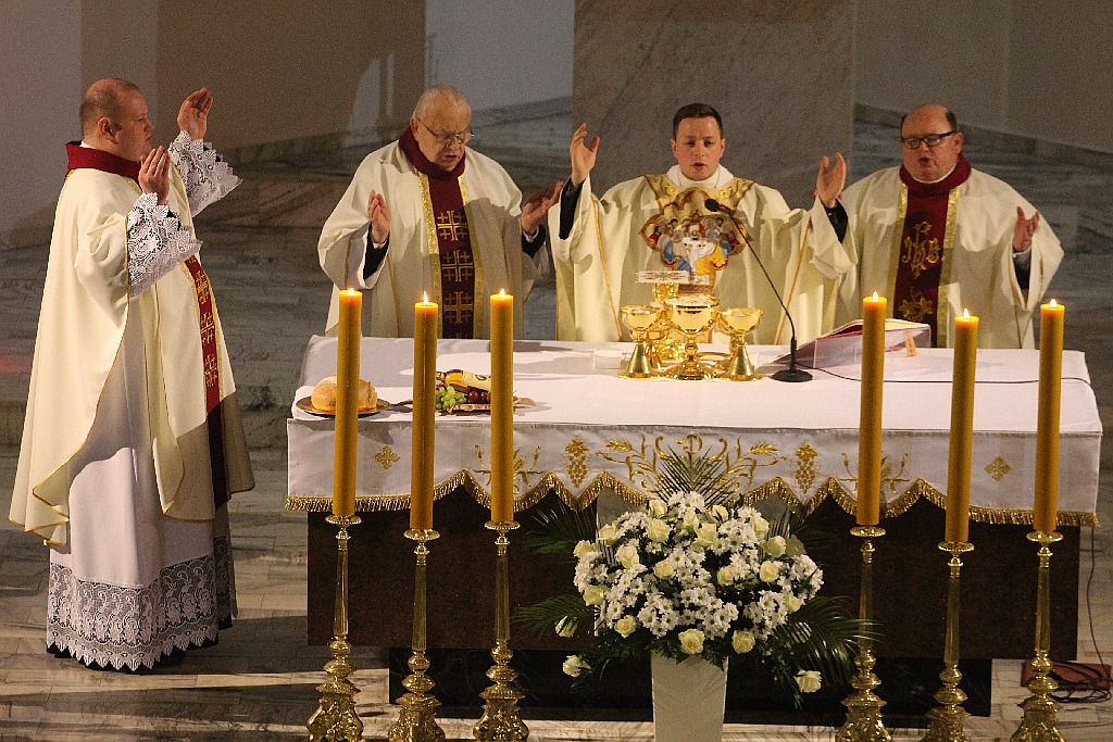 Msza Wieczerzy Pańskiej rozpoczynająca Triduum Paschalne