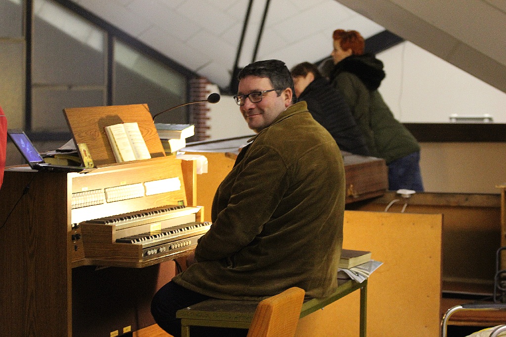 Wielki Piątek. Drugi dzień triduum. Dzień bez mszy świętej
