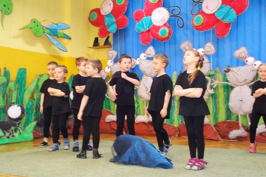 W Przedszkolu Niepublicznym „Jedynka” obchodzono Dzień Teatru