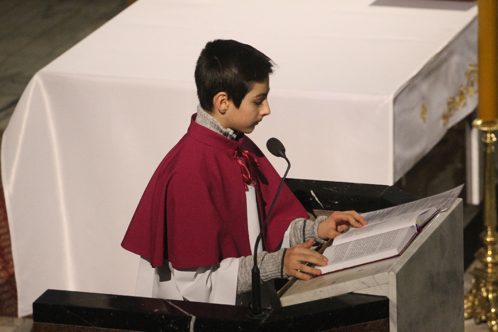 Liturgia Wigilii Paschalnej z procesją rezurekcyjną