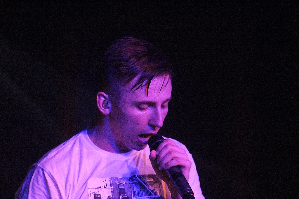 Jest super. Zeus żyje. Koncert w legnickiej Spiżarni