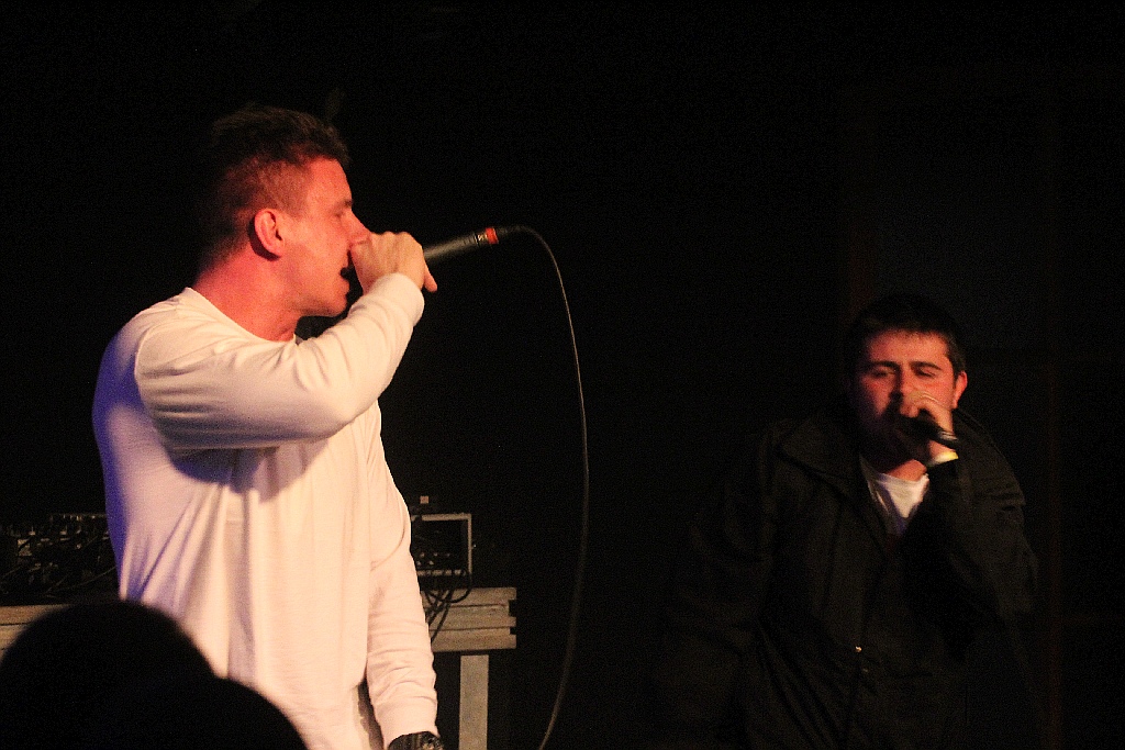 Jest super. Zeus żyje. Koncert w legnickiej Spiżarni