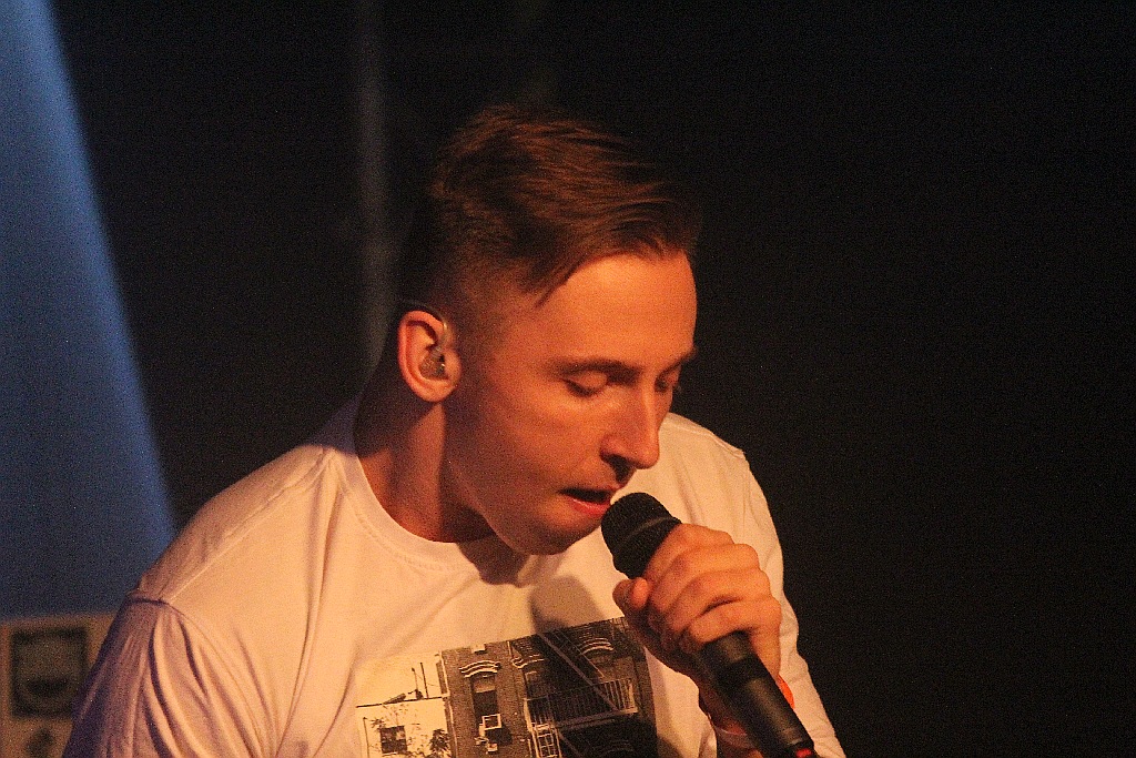 Jest super. Zeus żyje. Koncert w legnickiej Spiżarni