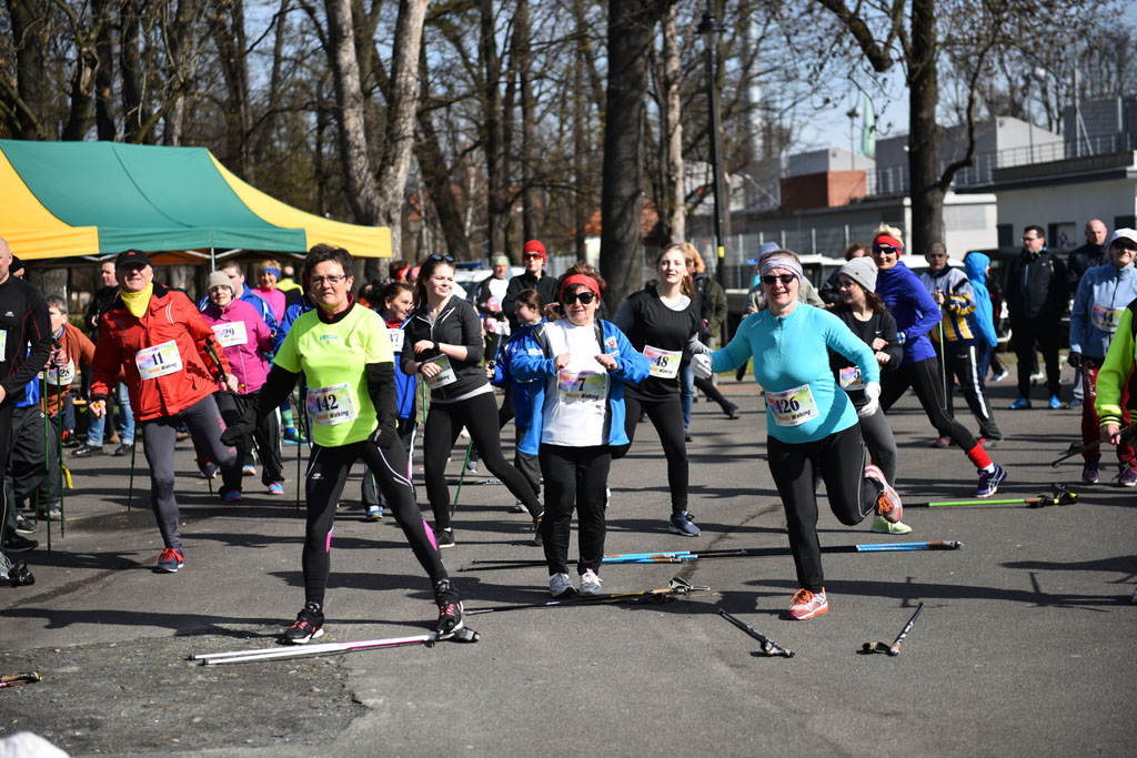W parku odbyły się mistrzostwa Legnicy w nordic walking