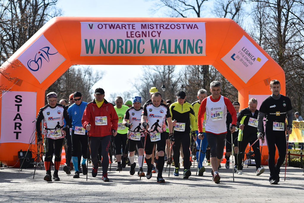 W parku odbyły się mistrzostwa Legnicy w nordic walking