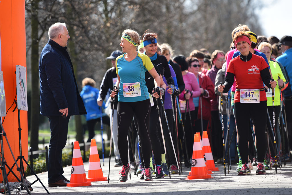 W parku odbyły się mistrzostwa Legnicy w nordic walking