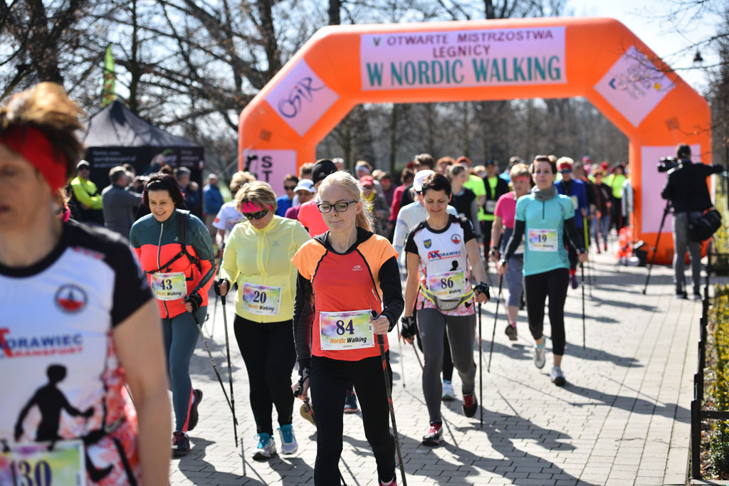 W parku odbyły się mistrzostwa Legnicy w nordic walking