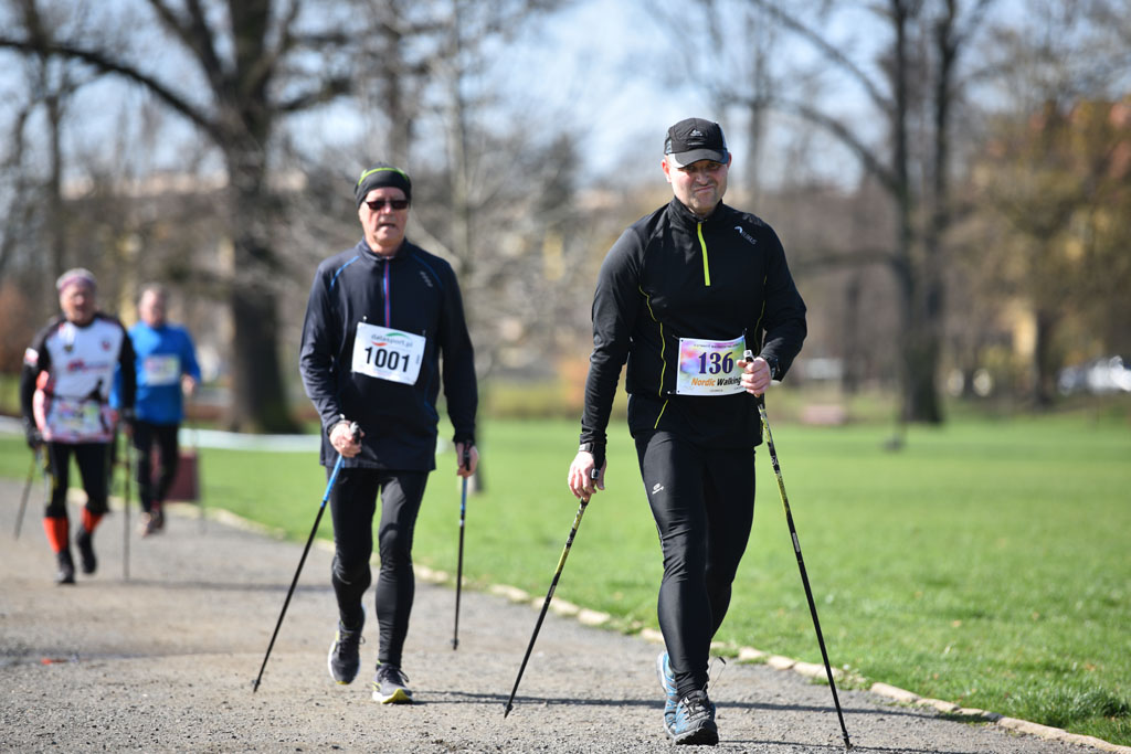 W parku odbyły się mistrzostwa Legnicy w nordic walking