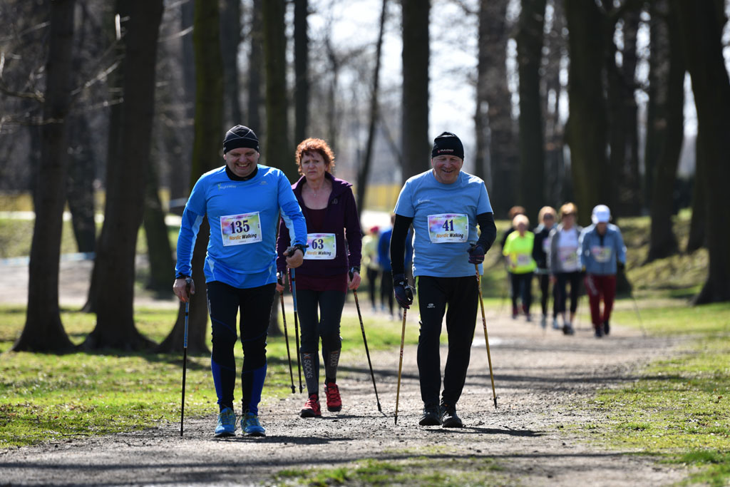 W parku odbyły się mistrzostwa Legnicy w nordic walking