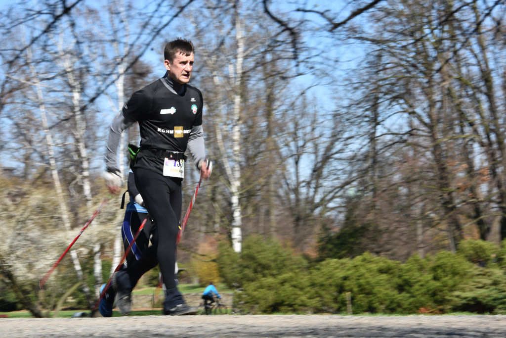 W parku odbyły się mistrzostwa Legnicy w nordic walking