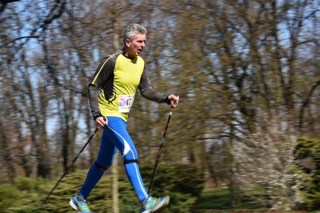 W parku odbyły się mistrzostwa Legnicy w nordic walking