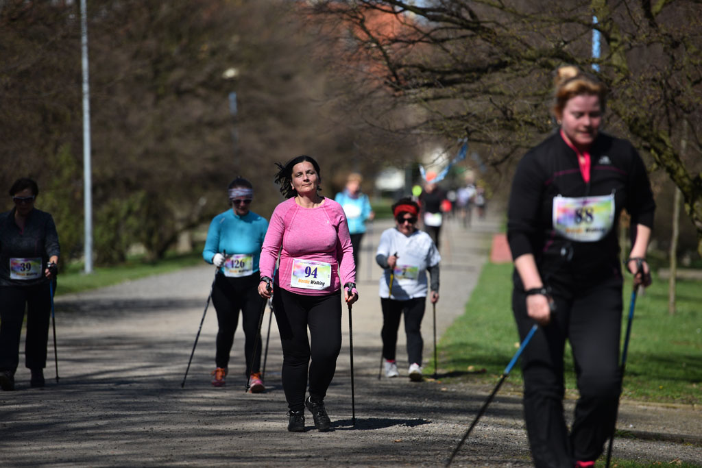W parku odbyły się mistrzostwa Legnicy w nordic walking