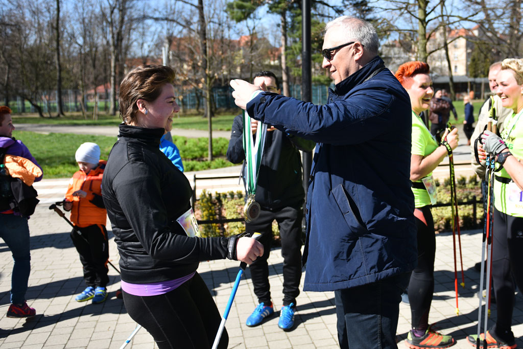 W parku odbyły się mistrzostwa Legnicy w nordic walking
