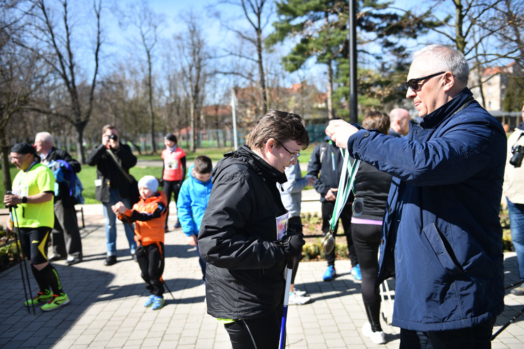 W parku odbyły się mistrzostwa Legnicy w nordic walking