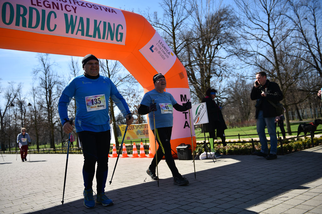W parku odbyły się mistrzostwa Legnicy w nordic walking