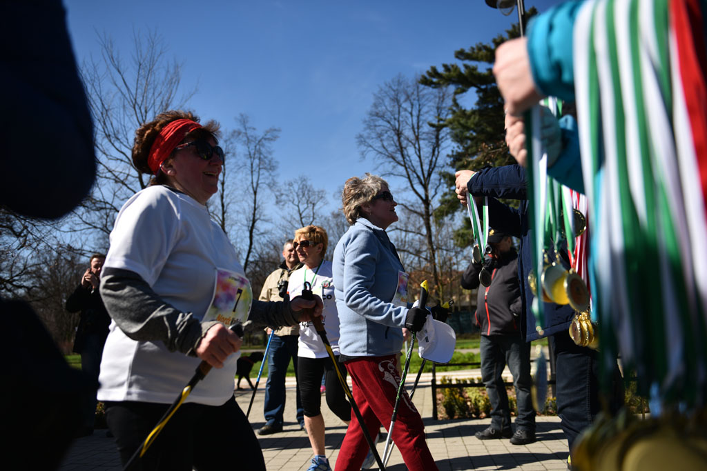 W parku odbyły się mistrzostwa Legnicy w nordic walking
