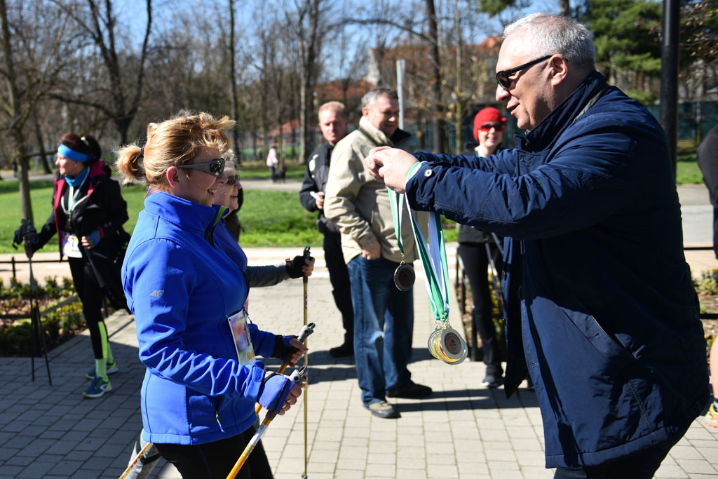 W parku odbyły się mistrzostwa Legnicy w nordic walking