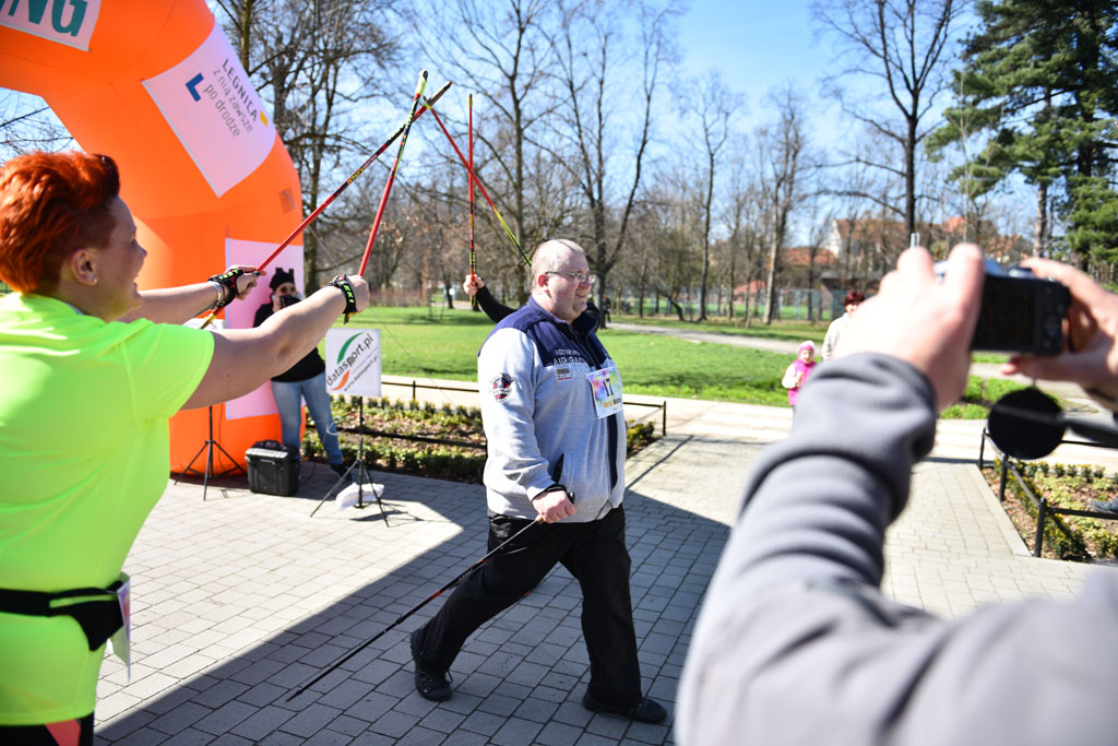 W parku odbyły się mistrzostwa Legnicy w nordic walking