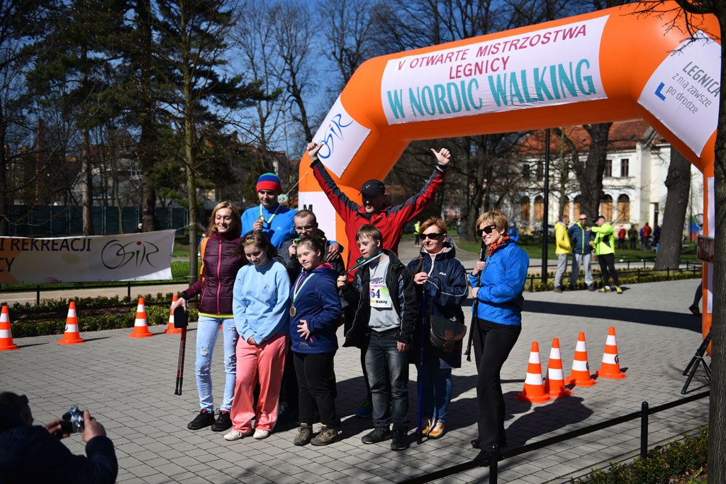 W parku odbyły się mistrzostwa Legnicy w nordic walking