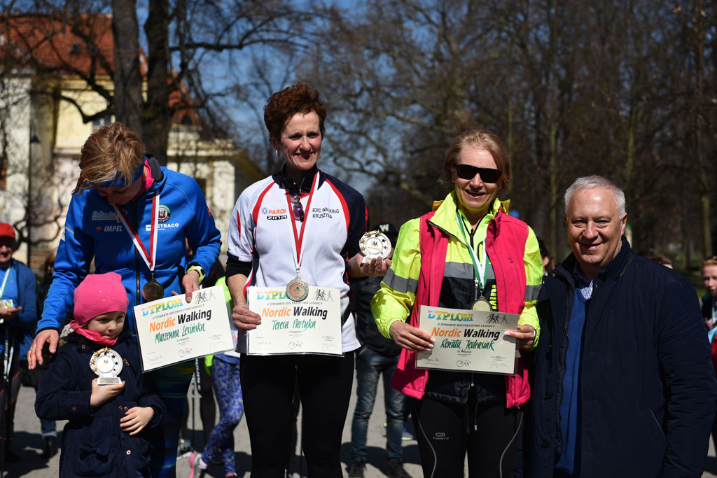 W parku odbyły się mistrzostwa Legnicy w nordic walking