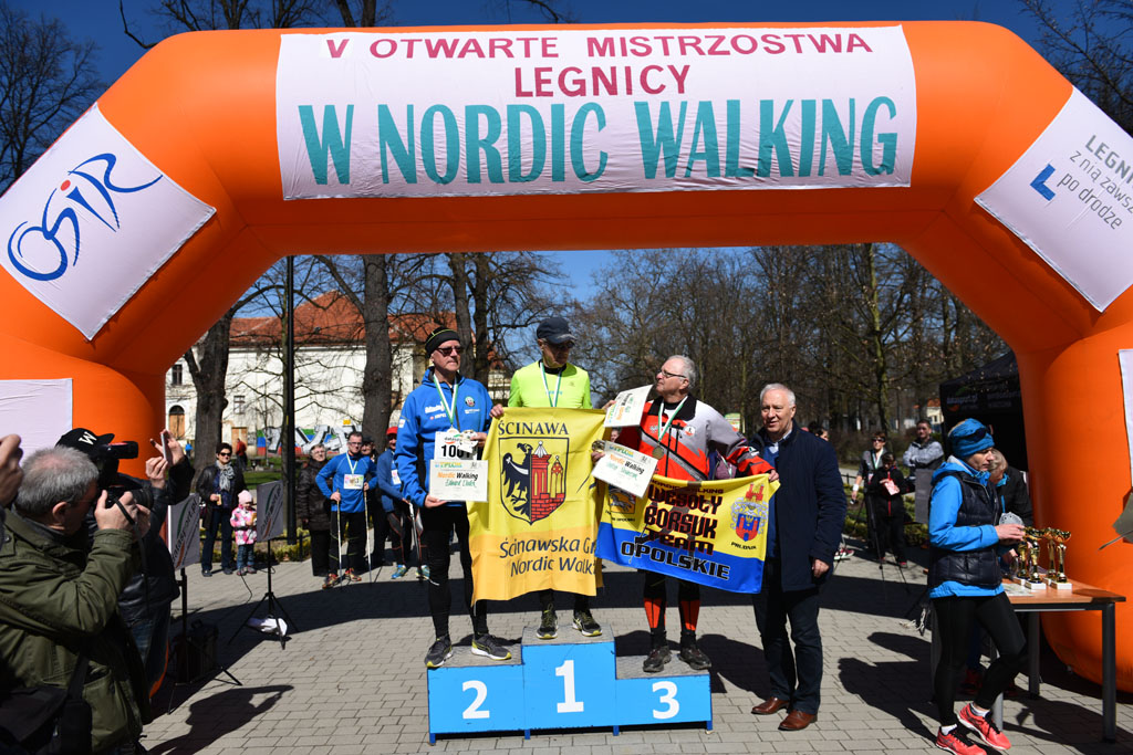 W parku odbyły się mistrzostwa Legnicy w nordic walking
