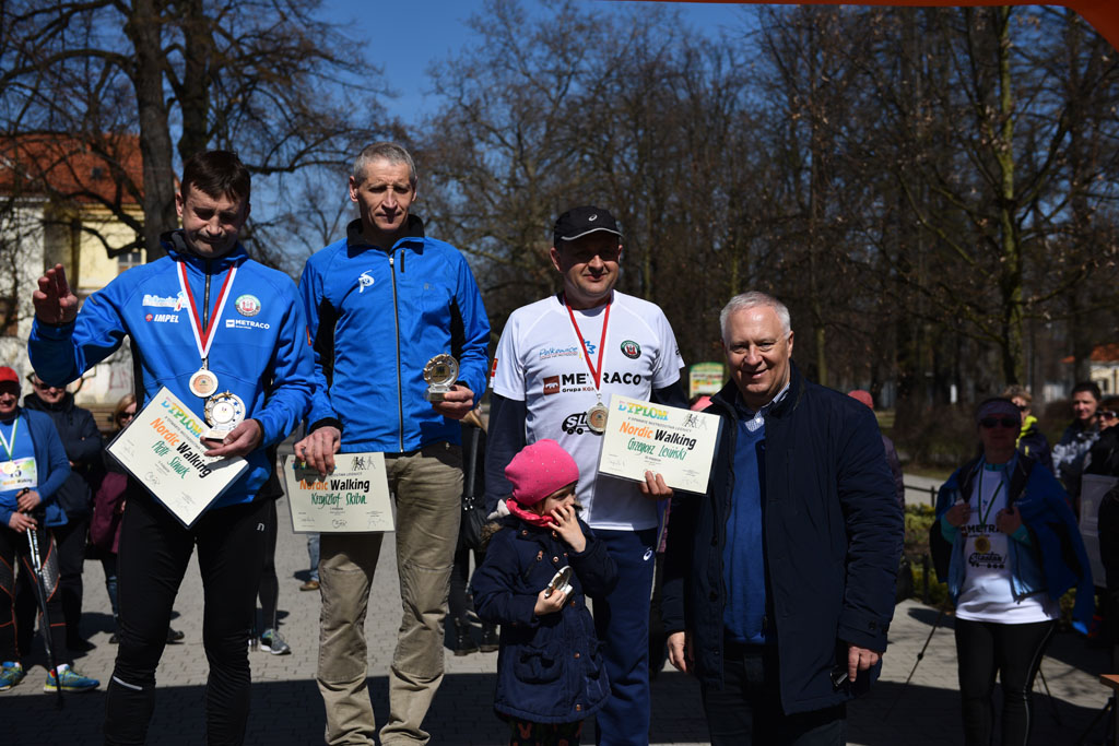 W parku odbyły się mistrzostwa Legnicy w nordic walking