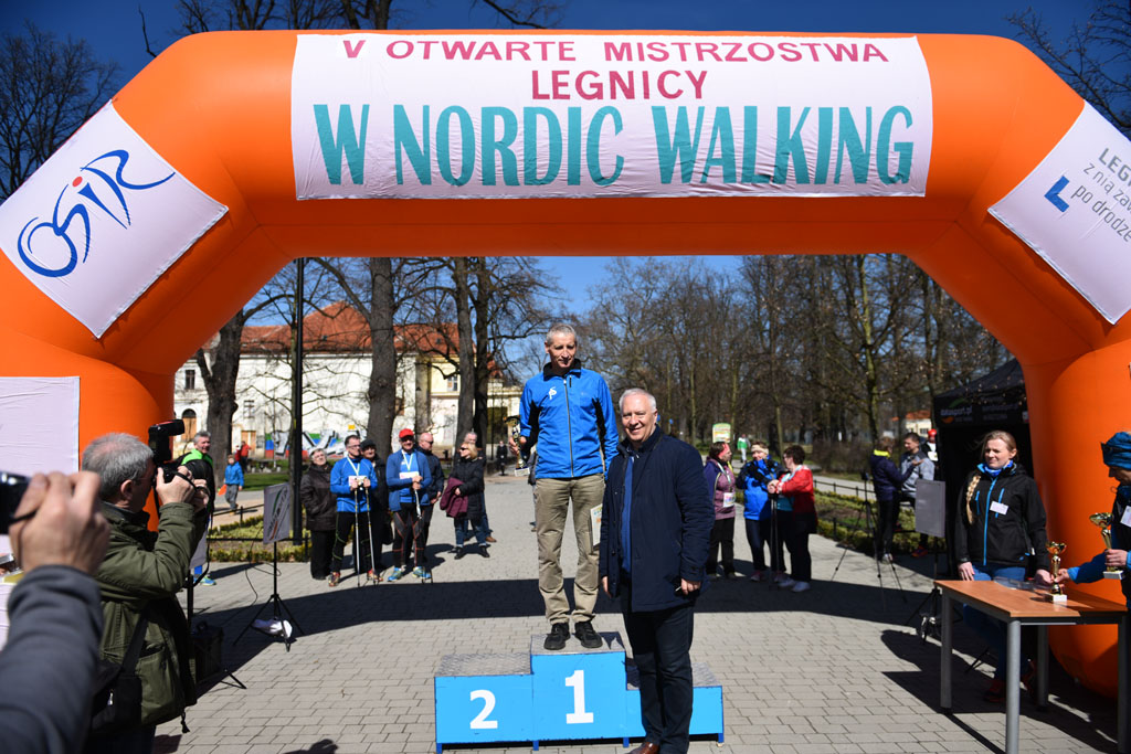 W parku odbyły się mistrzostwa Legnicy w nordic walking