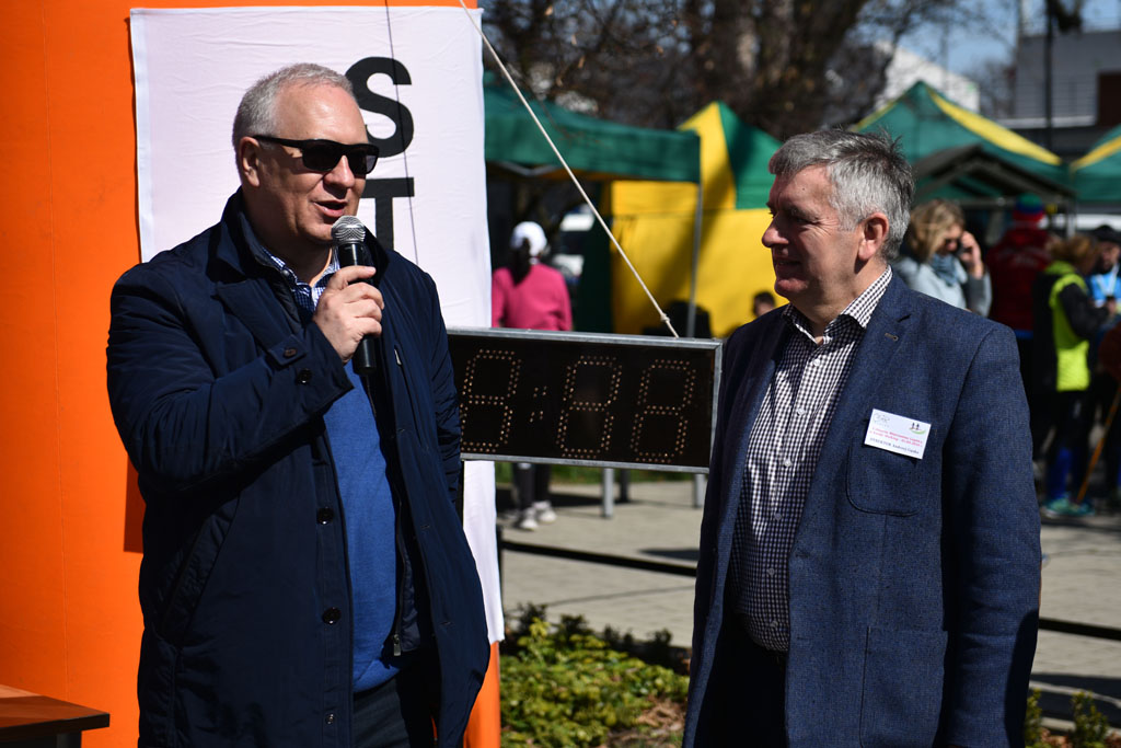 W parku odbyły się mistrzostwa Legnicy w nordic walking