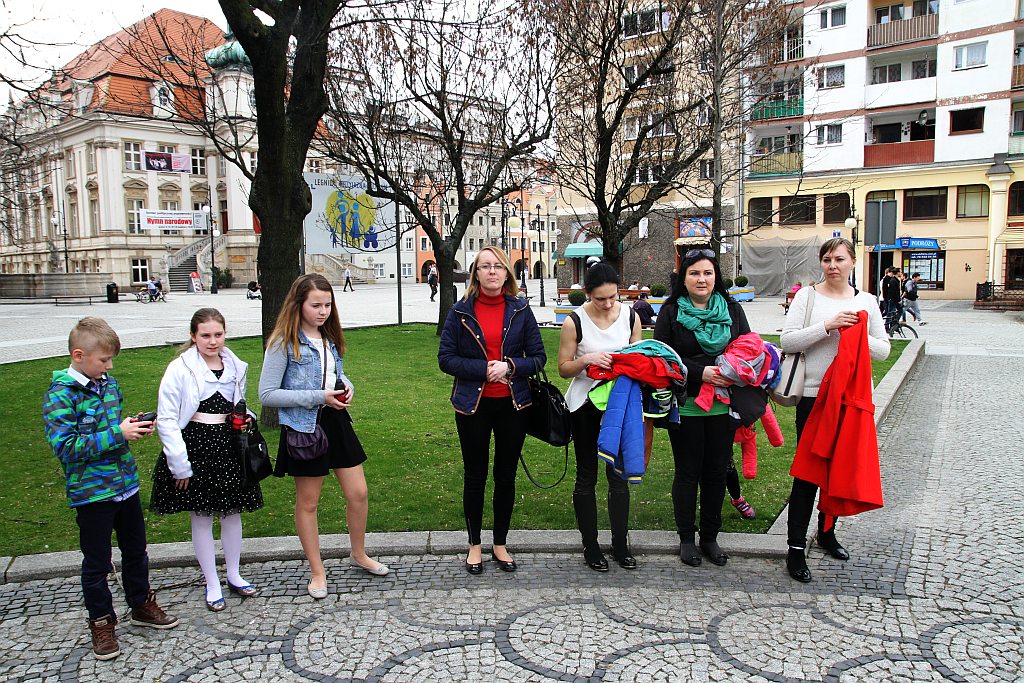 Złożyli kwiaty w 11. rocznicę śmierci papieża Polaka