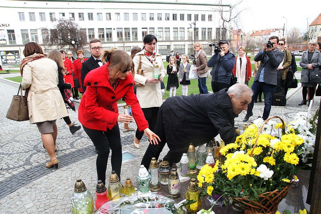 Złożyli kwiaty w 11. rocznicę śmierci papieża Polaka