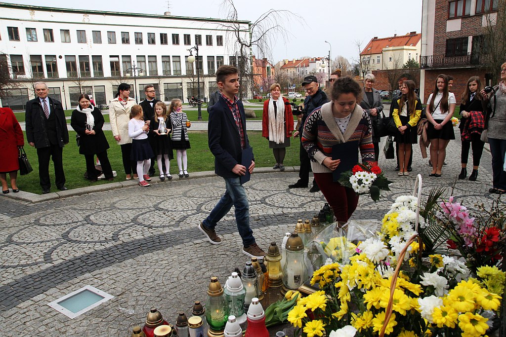 Złożyli kwiaty w 11. rocznicę śmierci papieża Polaka
