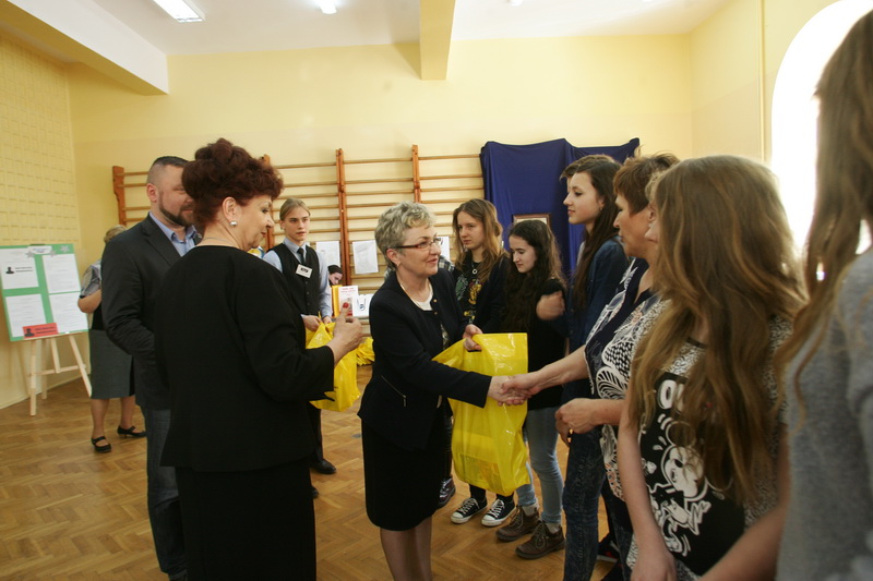 Gimnazjum nr 5 najlepsze W Bitwie Gimnazjalnej Energo Pasja