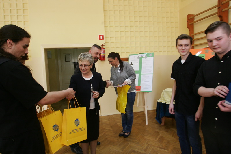 Gimnazjum nr 5 najlepsze W Bitwie Gimnazjalnej Energo Pasja
