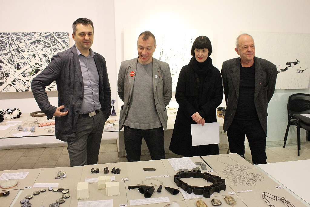 Obradowało jury Festiwalu Sztuki Złotniczej „Miasto”