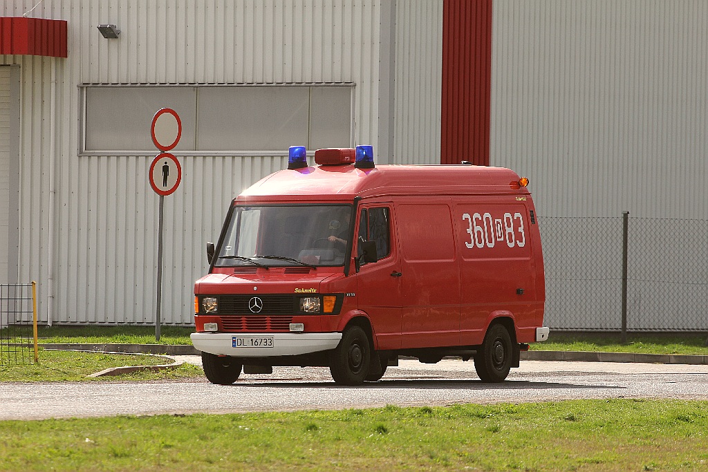 Czterysta litrów kwasu siarkowego wyciekło z pojemnika