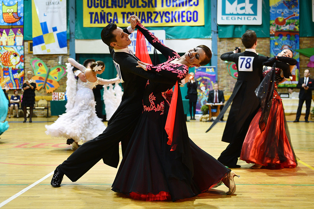 W hali sportowej przy ul. Lotniczej tańczyły pary z całej Polski
