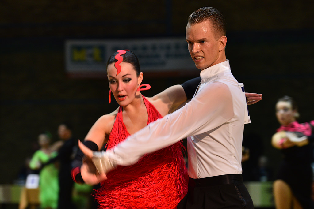 W hali sportowej przy ul. Lotniczej tańczyły pary z całej Polski