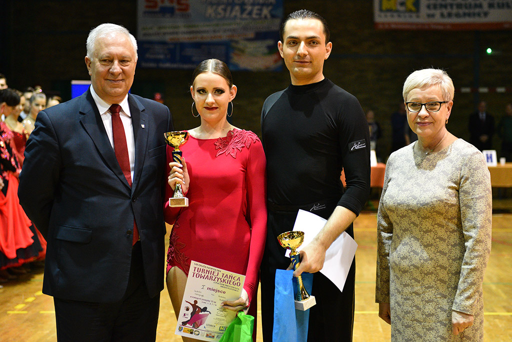 W hali sportowej przy ul. Lotniczej tańczyły pary z całej Polski