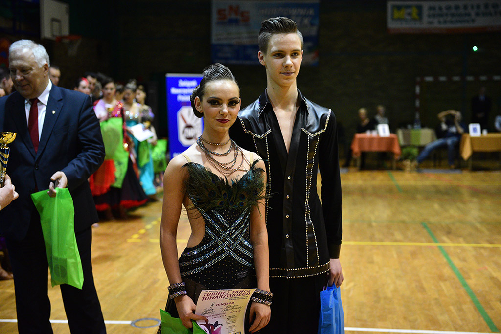 W hali sportowej przy ul. Lotniczej tańczyły pary z całej Polski