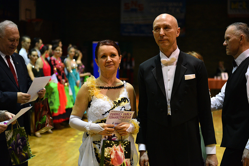 W hali sportowej przy ul. Lotniczej tańczyły pary z całej Polski