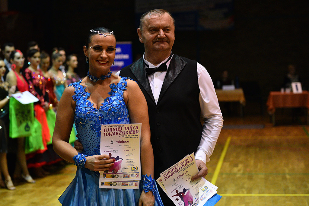 W hali sportowej przy ul. Lotniczej tańczyły pary z całej Polski