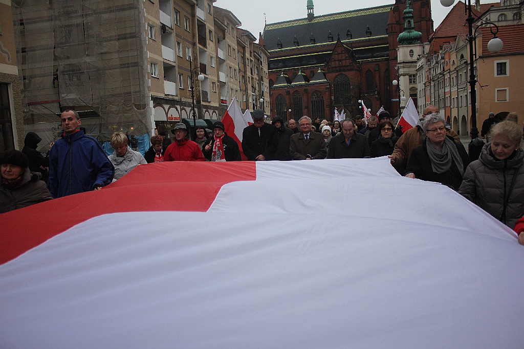 Obchody szóstej rocznicy katastrofy smoleńskiej w Legnicy