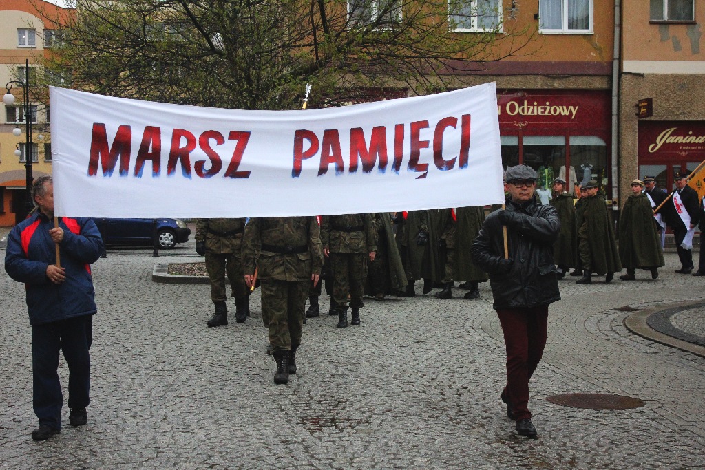 Obchody szóstej rocznicy katastrofy smoleńskiej w Legnicy