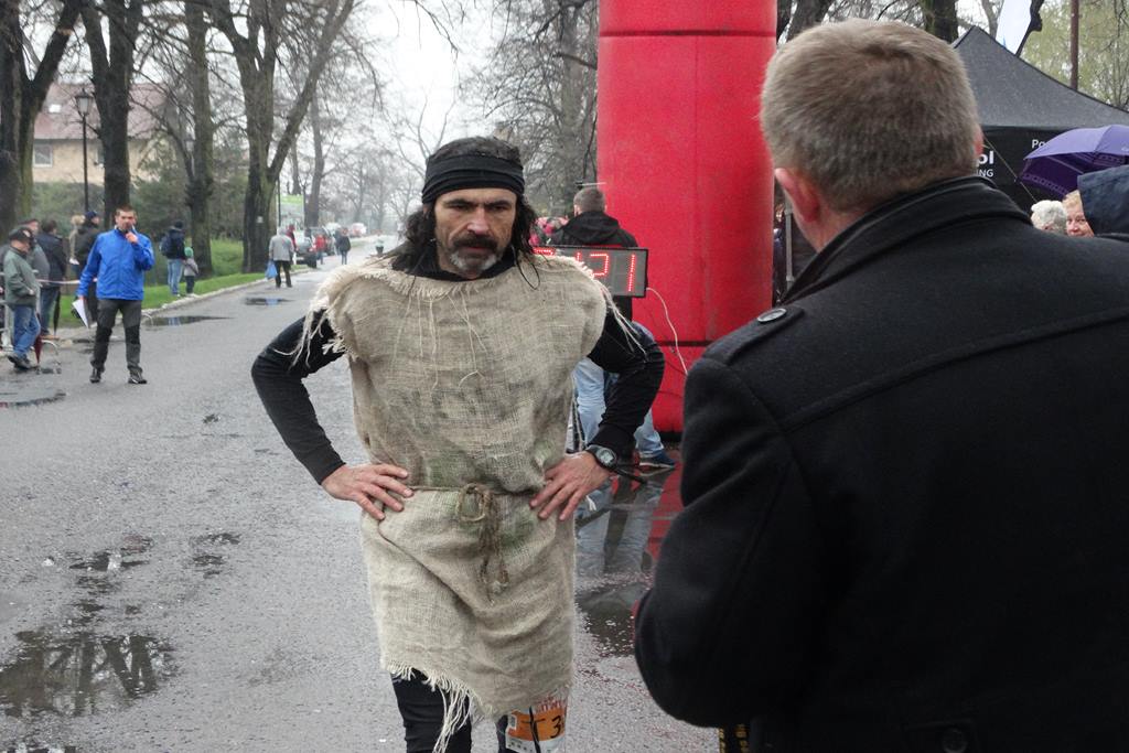 W Legnickim Polu odbyła się ceremonia zakończenia półmaratonu