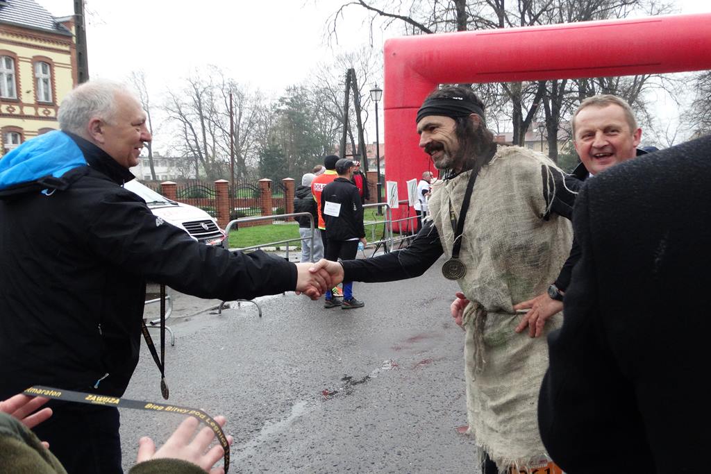 W Legnickim Polu odbyła się ceremonia zakończenia półmaratonu