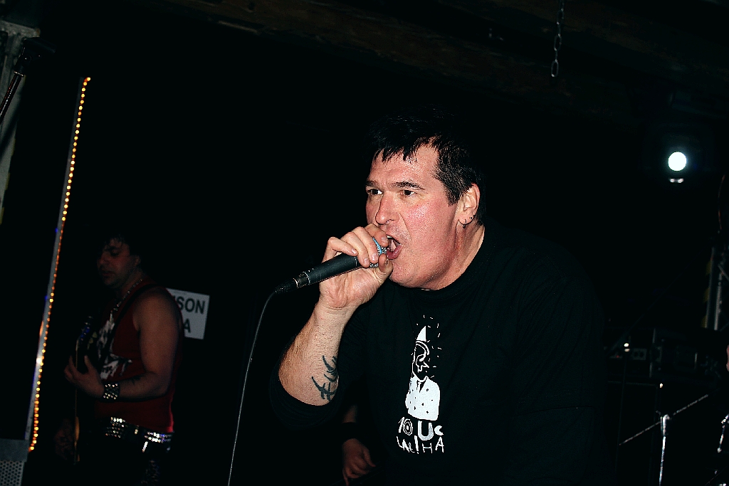 Królowie punk rocka zgromadzili fanów w legnickiej  Spiżarni